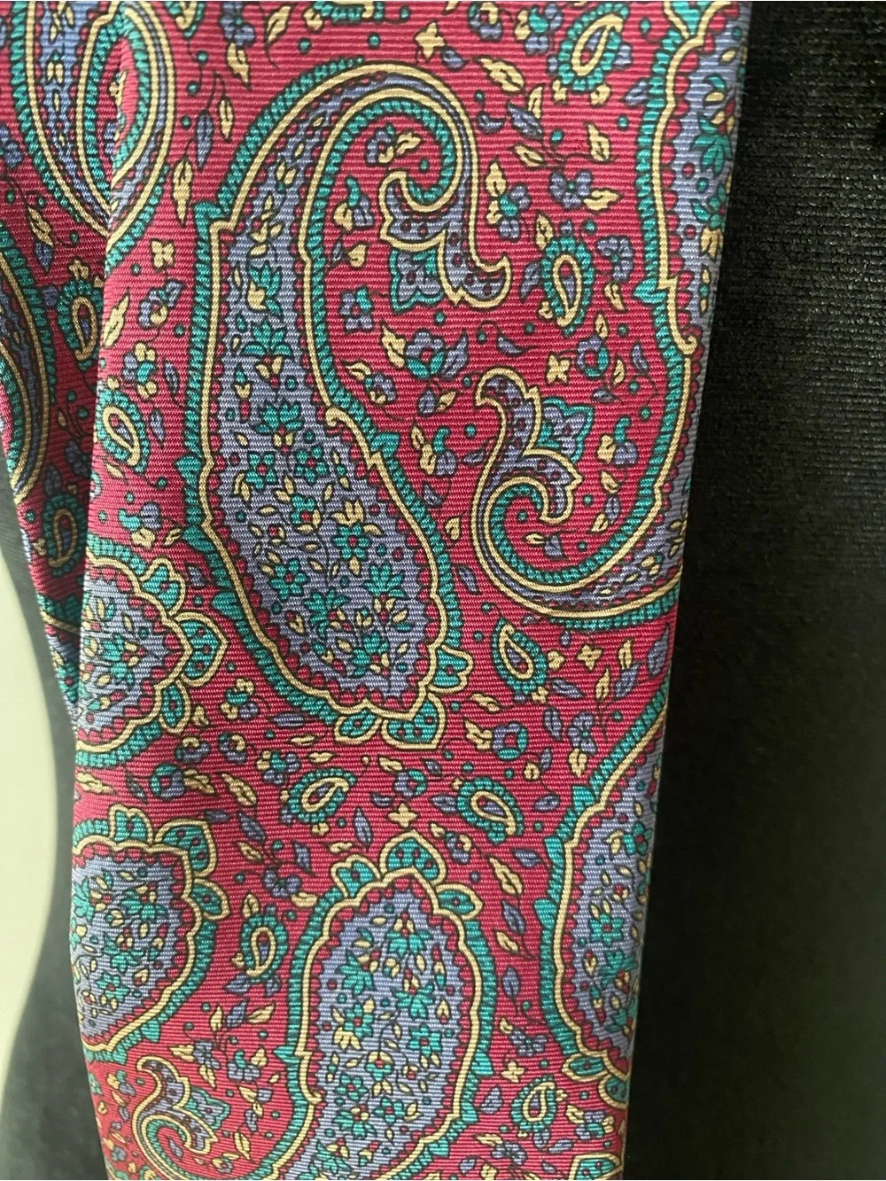 Men’s Pink Paisley Silk Tie